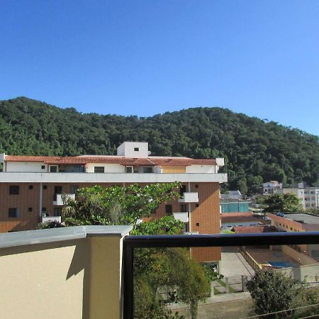 Apto. Aconchegante próximo a praia Ubatuba Exterior foto